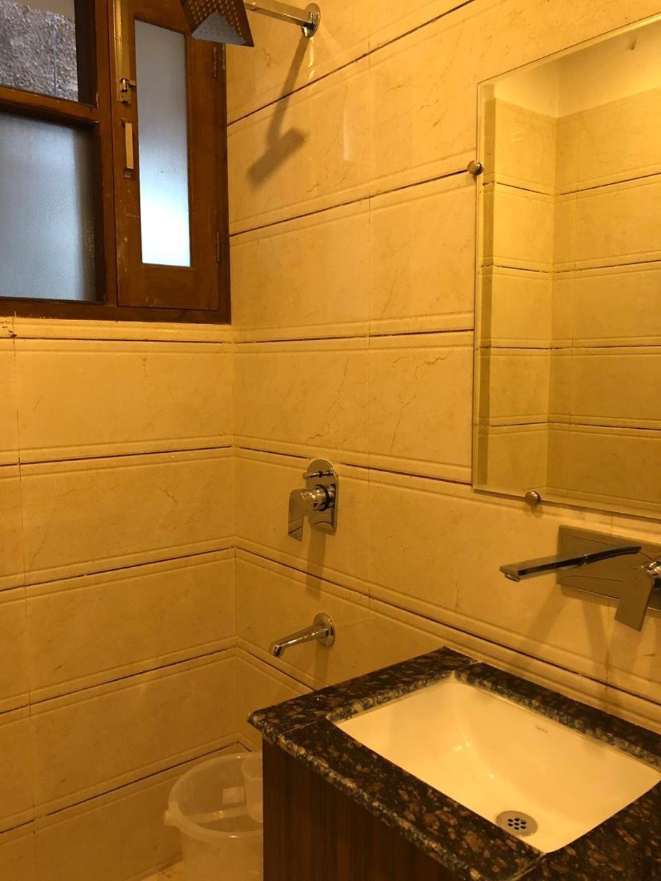 Hotel D S Inn Амритсар Екстериор снимка
