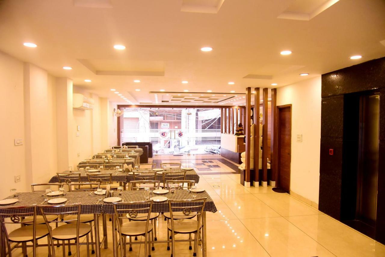 Hotel D S Inn Амритсар Екстериор снимка