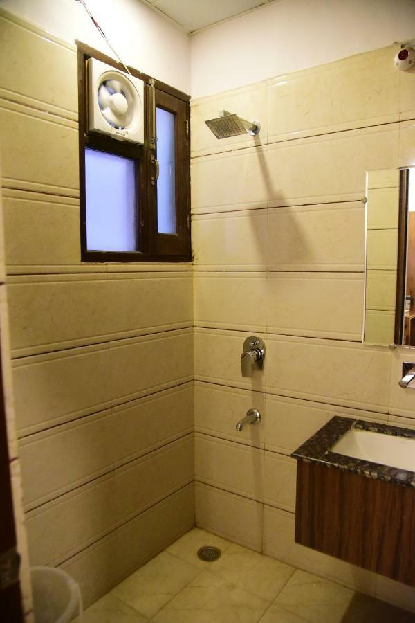 Hotel D S Inn Амритсар Екстериор снимка