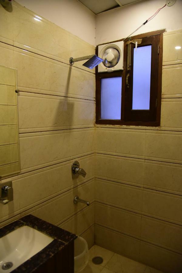 Hotel D S Inn Амритсар Екстериор снимка
